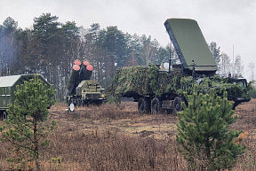 В воинских частях и соединениях с военнослужащими продолжаются занятия по боевой подготовке