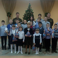 Военнослужащие 619 бхрмусс поздравили детей 