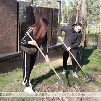 Войска Гродненского гарнизона принимают активное участие в республиканском субботнике