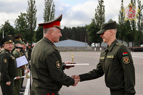 Награждены победители и участники шахматного турнира и чемпионата Военной академии по мини-футболу