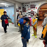 Военные автомобилисты принимают гостей