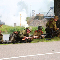 Историко-военная реконструкция в Слониме, посвящённая освобождению города и форсированию реки Щара