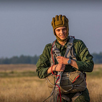 Военнослужащие 38 одшбр провели учебно-тренировочные прыжки с парашютом