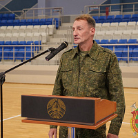 И в спорте служат примером