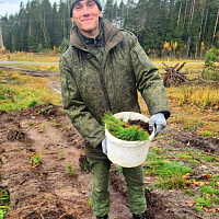 Военнослужащие 120 омбр приняли участие в акции «Дай лесу новае жыццё»