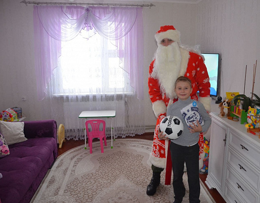 «С наступающим тебя, Никита!»