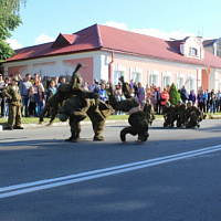 Брестские десантники приняли участие в праздничных мероприятиях