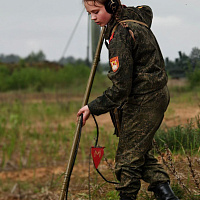 В рамках военно-патриотического воспитания 