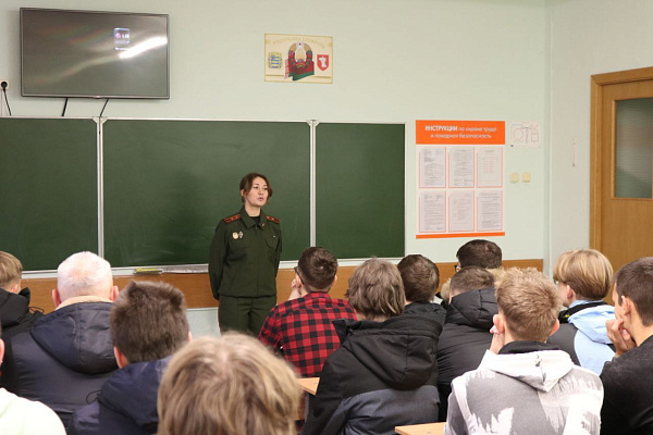 Военнослужащие 65 автбр провели профориентационную работу