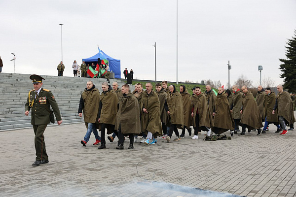 Пополняя армейские ряды