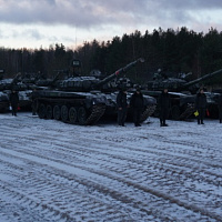 Гвардейцы готовы действовать по-боевому