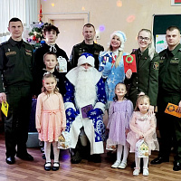 Подарить радость детям