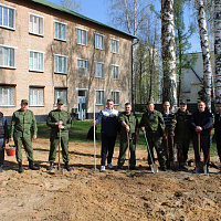 На субботник - всей семьёй! 