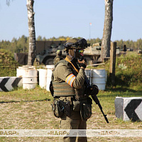 На полигоне Лосвидо проходит ротное тактическое учение с миротворческой ротой