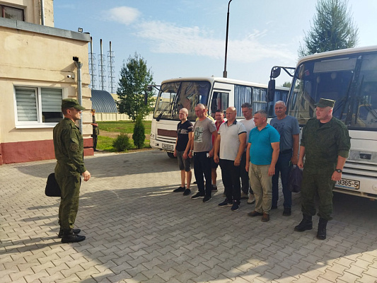В рамках учебного сбора с военнообязанными территориальных войск