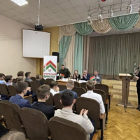 Поговорили со школьниками о единстве народа