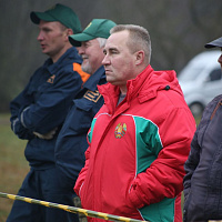 И пером и топором!