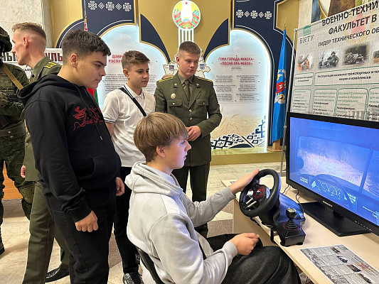 В Заводском районе г. Минска прошла акция «Готовы Родине служить»