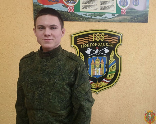 Служба по контракту — это престижно