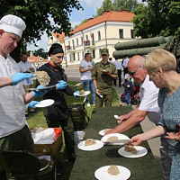 На праздник — вместе с защитниками Отечества