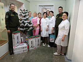 Военнослужащие 120-й зенитной ракетной бригады приняли участие в акции «Наши дети»