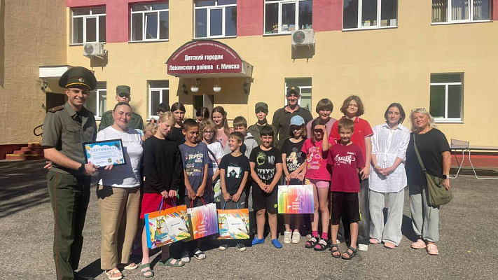 Представители военного факультета в БГУ встретились со школьниками