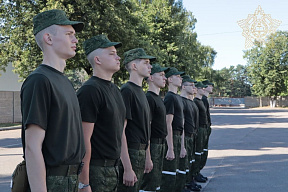 Первые учебные будни для курсантов набора 2026 года Военной академии насыщены и динамичны