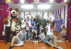 Военнослужащие в/ч 89417 в акции «Наши дети»