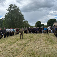 Продолжаются учебно-полевые сборы с десятиклассниками