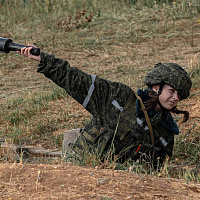 Курсанты Военной академии прошли обкатку танком