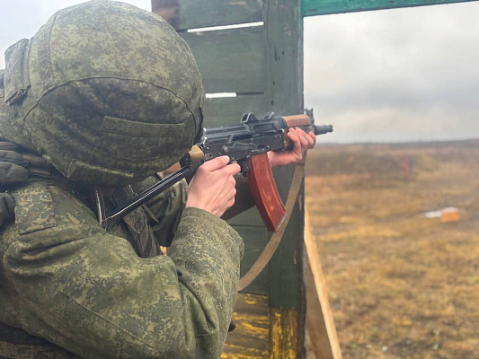 Занятия по боевой подготовке с военнослужащими 19 омбр