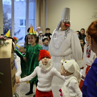 Дарите детям радость