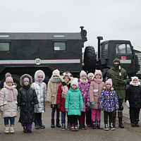 Учащиеся Жодинской женской гимназии побывали в гостях у воинов 36 дмостбр