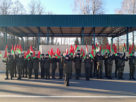 Гвардейцы встретили День Конституции Республики Беларусь митингом