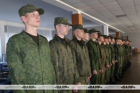 В Гродненском гарнизоне в эти дни проходит постановка в строй нового пополнения