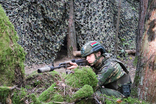 Военнослужащие 11омбр отработали задачи по организации охраны и обороны района