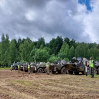 Жми на газ, курсант!	