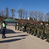 У гвардейцев − полевой выход