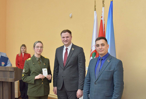 Курсанты военно-медицинского института приняли участие во встрече с депутатом Палаты представителей Национального собрания