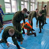 Военнослужащие 814 цто организовали спортландию