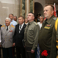 Память священна