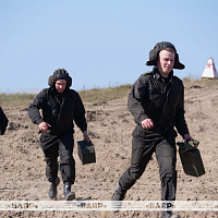 Военнослужащие 11 омбр выполнили упражнение контрольных стрельб штатным артиллерийским выстрелом из танка Т-72Б