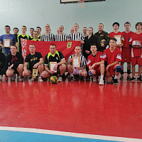 В духе соперничества