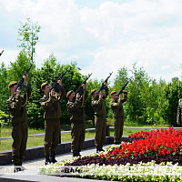 Военнослужащие 36-й дорожно-мостовой бригады приняли участие в торжественном митинге в урочище Стриево