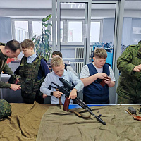 Военнослужащие 465-й ракетной бригады провели «Урок мужества»