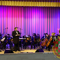 Под звуки Президентского оркестра…