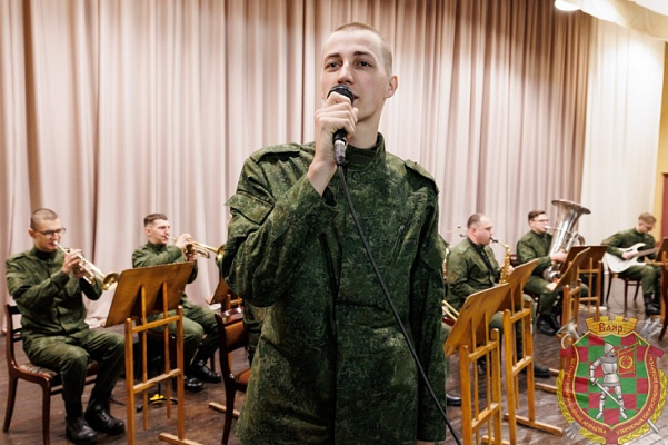 Служить как петь