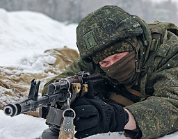 Занятия по огневой подготовке с военнослужащими 65 автбр