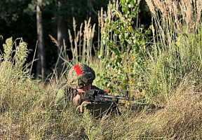 В 11 омбр проходят двусторонние тактические учения