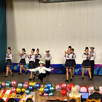 Брестские артиллеристы поздравили своих мам с наступающим праздником